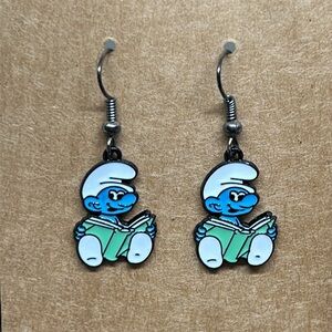 Smurfs with a book dangles earring